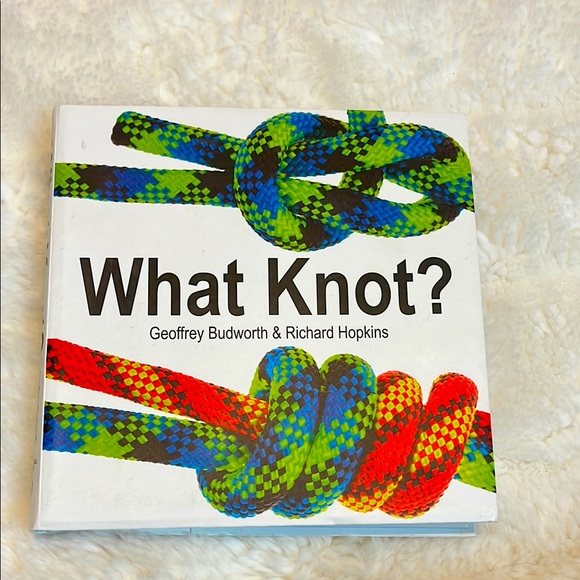 What Knot? Book (Different types of knots) - Picture 1 of 5